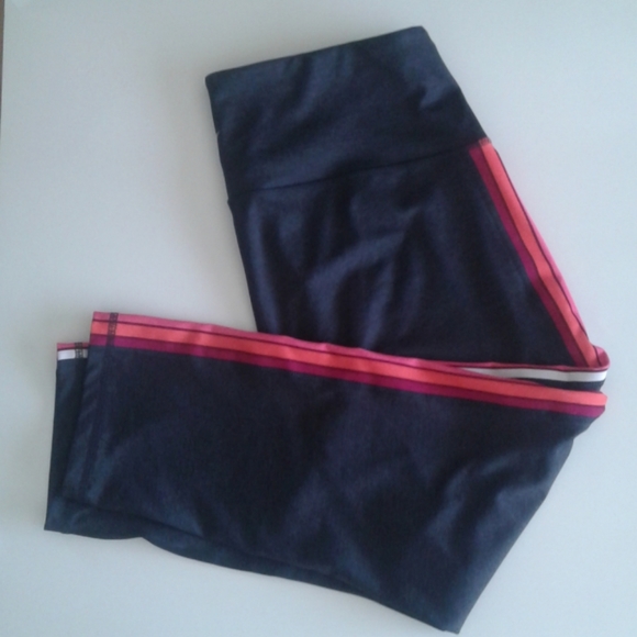 Old Navy Pants - NWOT Old Navy Active workout pants